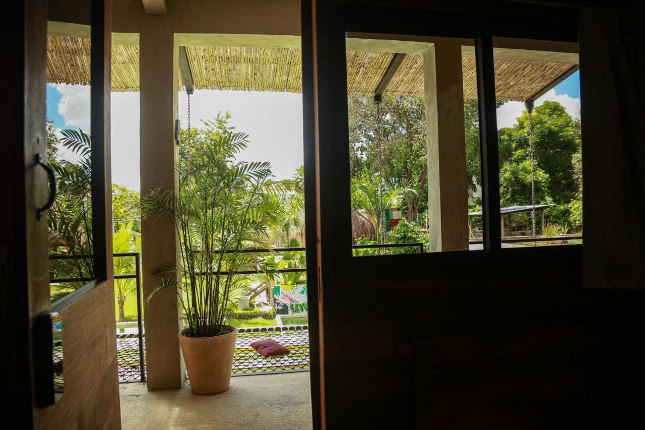 Hotel Makaaba Eco-Boutique Bacalar Εξωτερικό φωτογραφία View from the hotel