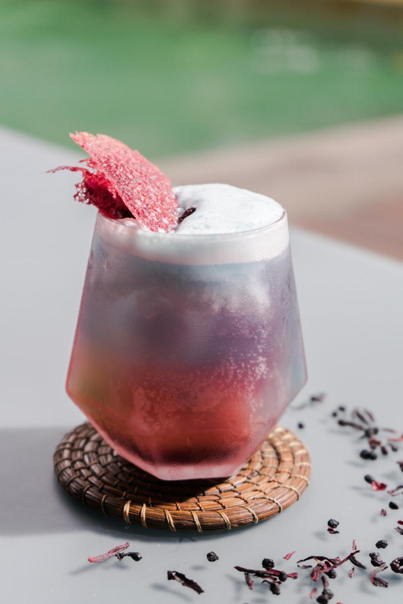 Hotel Makaaba Eco-Boutique Bacalar Εξωτερικό φωτογραφία A purple rain cocktail