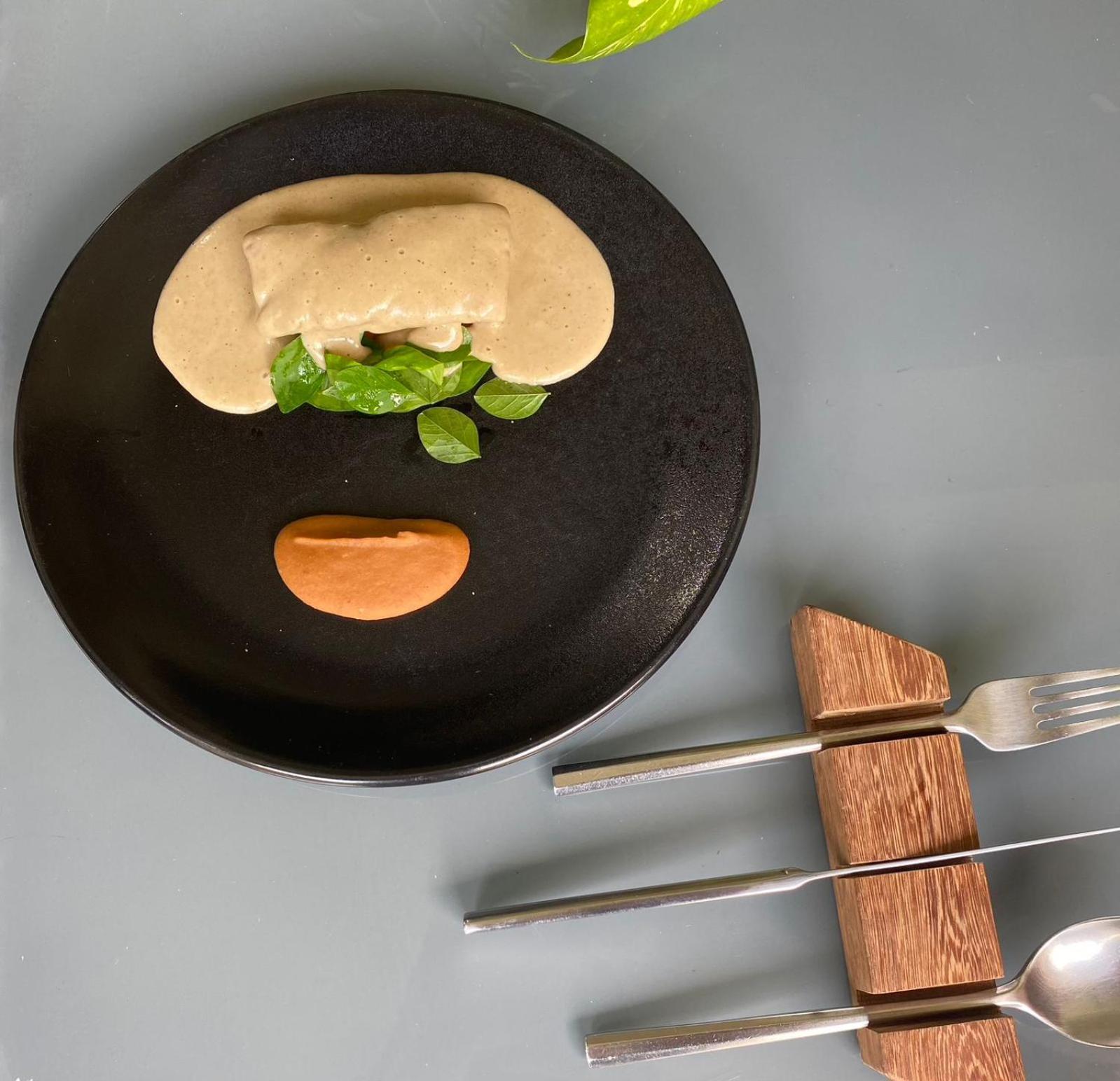 Hotel Makaaba Eco-Boutique Bacalar Εξωτερικό φωτογραφία A plate of food prepared by a culinary artist